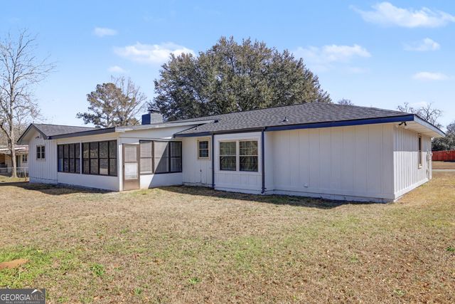 105 Mitchell Court, Warner Robins, GA 31093