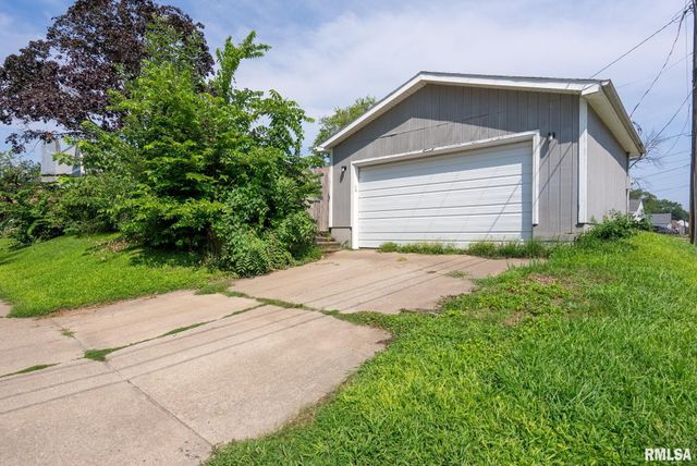 2059 45TH Street, Rock Island, IL 61244