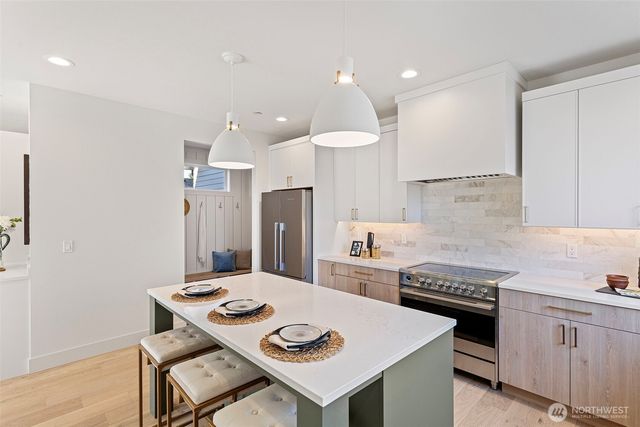 9311 132nd Avenue NE, Kirkland, WA 98033