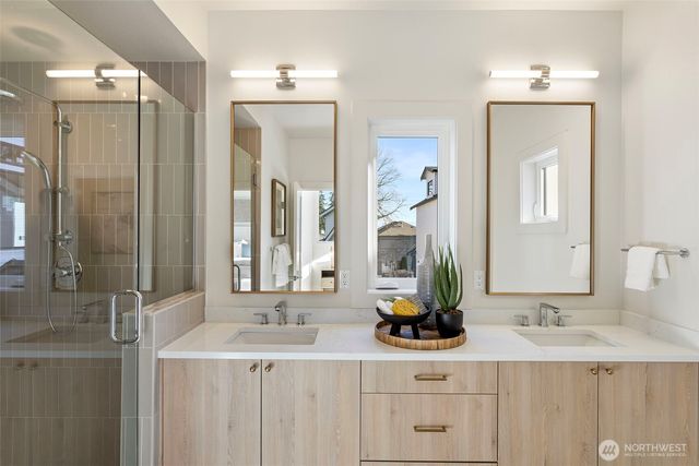 9311 132nd Avenue NE, Kirkland, WA 98033