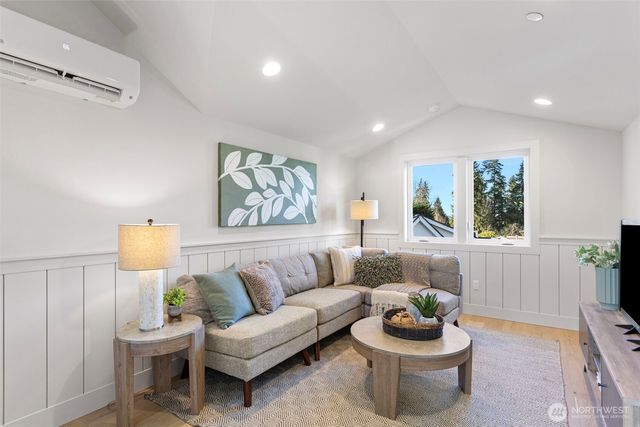 9311 132nd Avenue NE, Kirkland, WA 98033