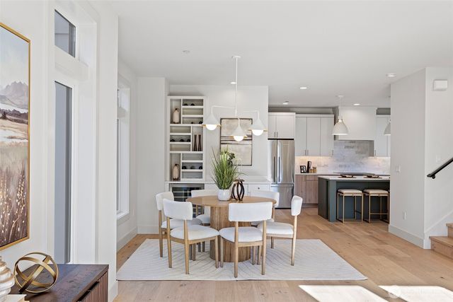 9311 132nd Avenue NE, Kirkland, WA 98033