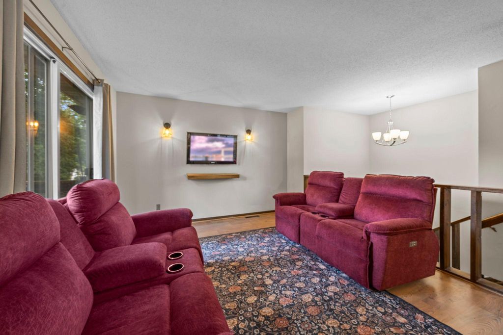 2227 Old County Road 34 Place, Burnsville, MN 55337 — photo 2