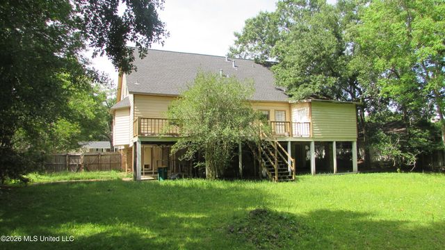 14 Greenbriar Drive, Gulfport, MS 39507