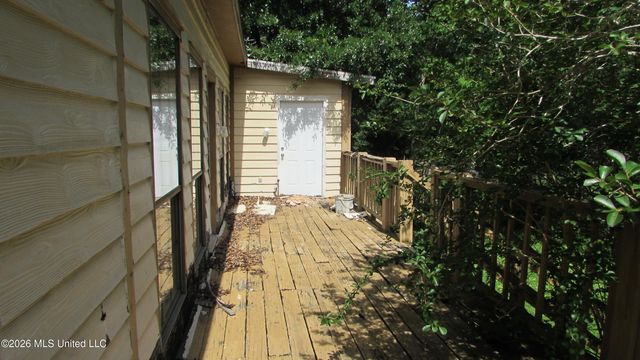 14 Greenbriar Drive, Gulfport, MS 39507