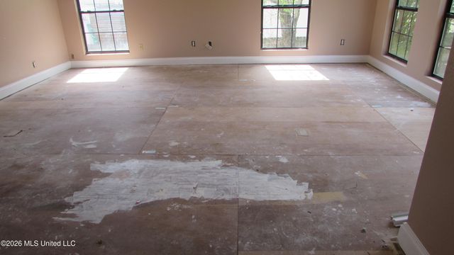 14 Greenbriar Drive, Gulfport, MS 39507