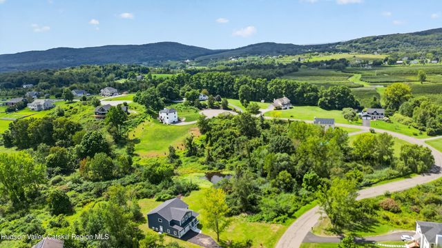 3 Bill'S Lane, Milton, NY 12547