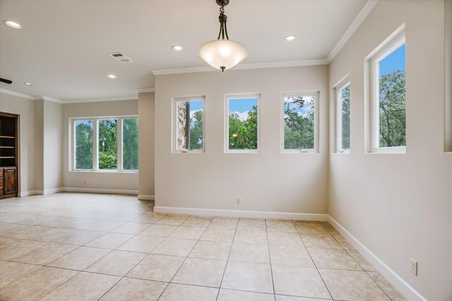 11 Inwood CIR, Austin, TX 78746