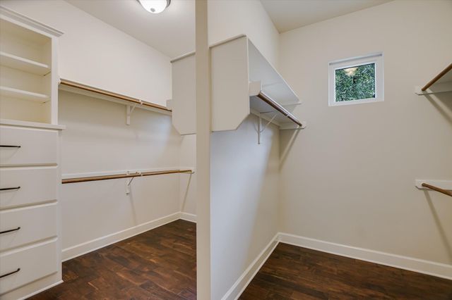 11 Inwood CIR, Austin, TX 78746