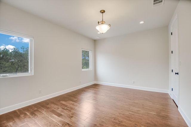 11 Inwood CIR, Austin, TX 78746