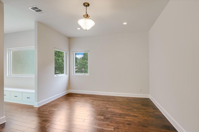 11 Inwood CIR, Austin, TX 78746
