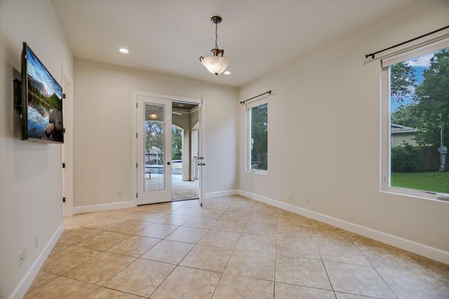 11 Inwood CIR, Austin, TX 78746