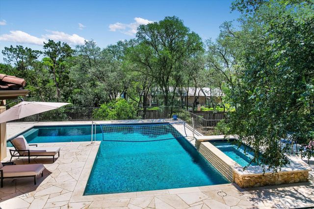 11 Inwood CIR, Austin, TX 78746
