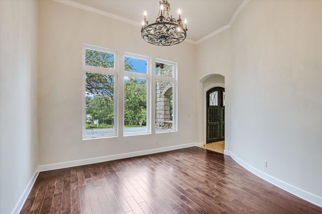 11 Inwood CIR, Austin, TX 78746