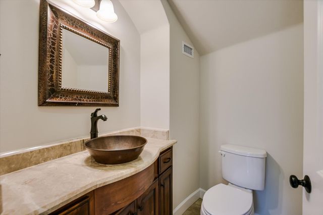 11 Inwood CIR, Austin, TX 78746