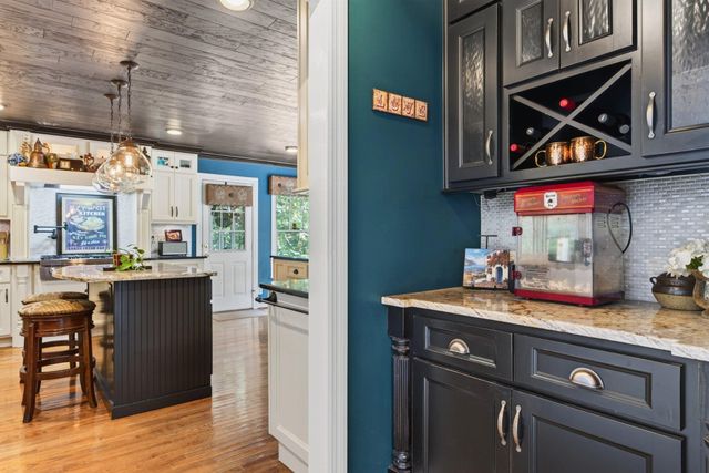 9030 Finney Point Drive, Ooltewah, TN 37363