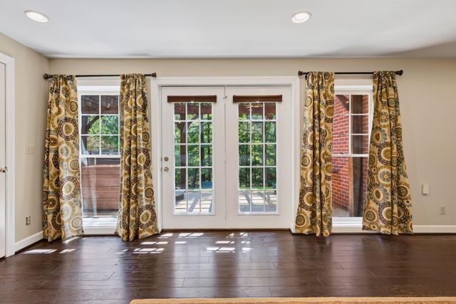 9030 Finney Point Drive, Ooltewah, TN 37363
