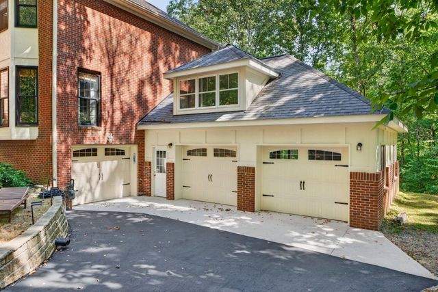 9030 Finney Point Drive, Ooltewah, TN 37363
