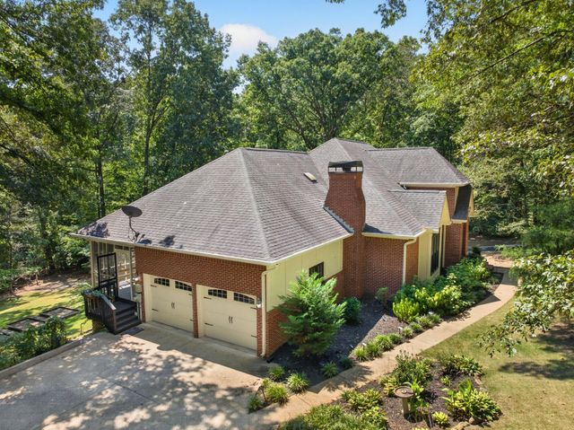 9030 Finney Point Drive, Ooltewah, TN 37363