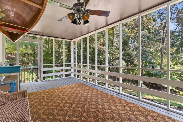 9030 Finney Point Drive, Ooltewah, TN 37363