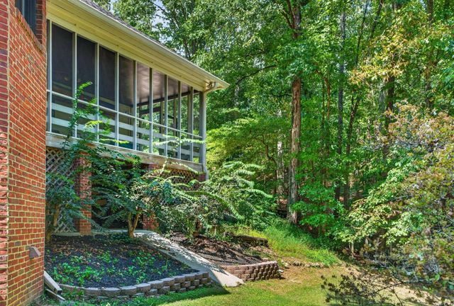 9030 Finney Point Drive, Ooltewah, TN 37363