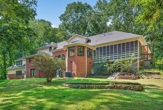 9030 Finney Point Drive, Ooltewah, TN 37363