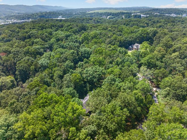 9030 Finney Point Drive, Ooltewah, TN 37363