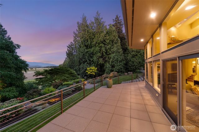 14940 Benson Heights Place, Bow, WA 98232