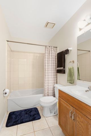 1807 Whitney Drive, Hanover Park, IL 60133