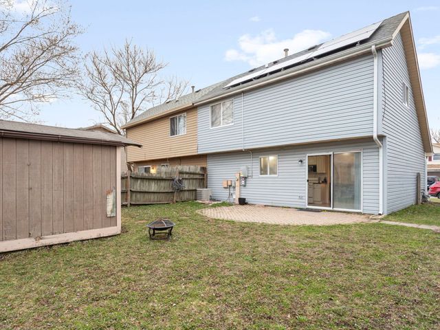 1807 Whitney Drive, Hanover Park, IL 60133