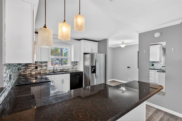 7217 6TH AVENUE N, St Petersburg, FL 33710