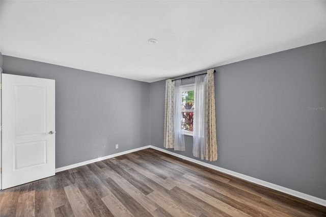 7217 6TH AVENUE N, St Petersburg, FL 33710