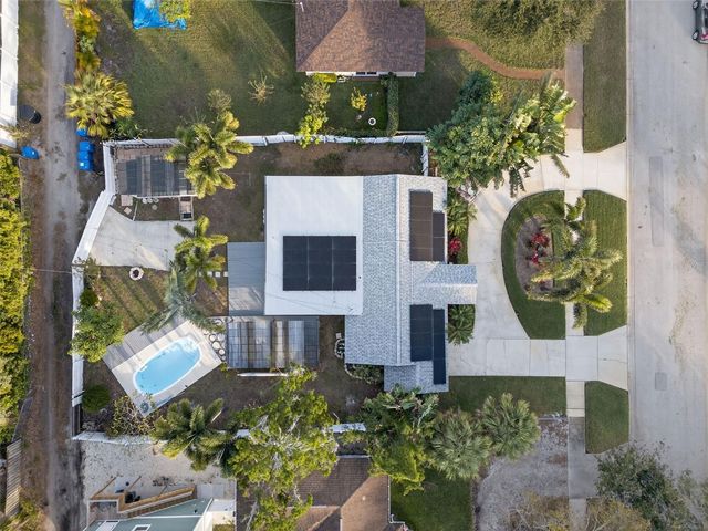 7217 6TH AVENUE N, St Petersburg, FL 33710