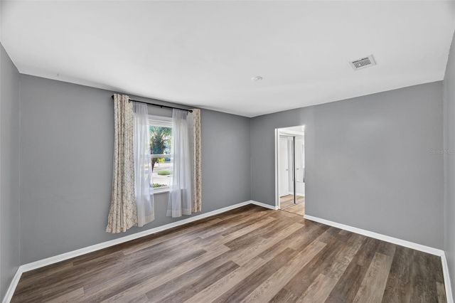 7217 6TH AVENUE N, St Petersburg, FL 33710