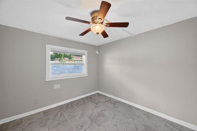 7217 6TH AVENUE N, St Petersburg, FL 33710