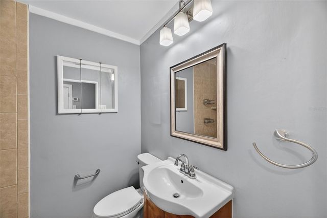 7217 6TH AVENUE N, St Petersburg, FL 33710