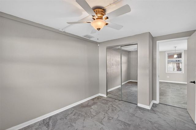 7217 6TH AVENUE N, St Petersburg, FL 33710