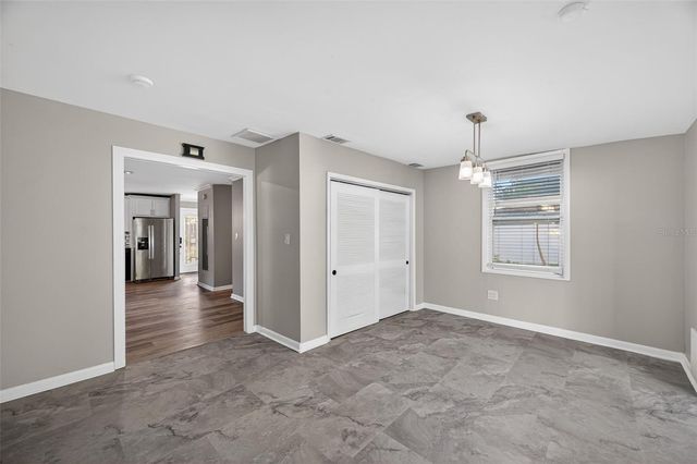 7217 6TH AVENUE N, St Petersburg, FL 33710