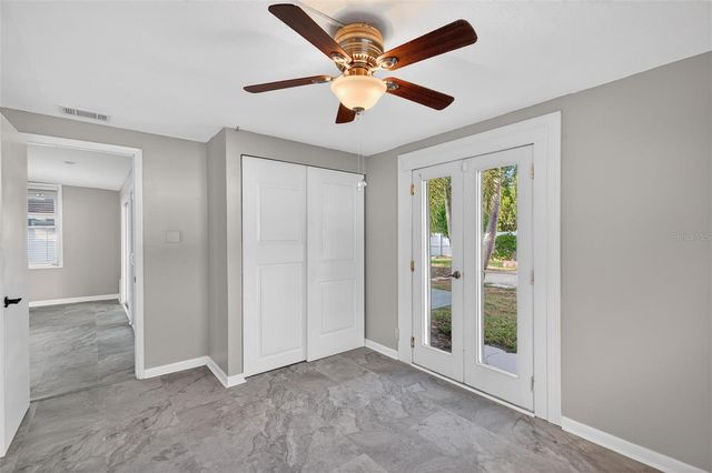 7217 6TH AVENUE N, St Petersburg, FL 33710