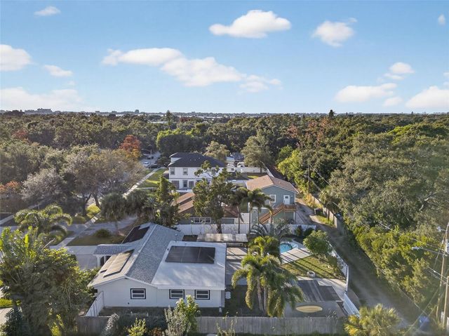 7217 6TH AVENUE N, St Petersburg, FL 33710