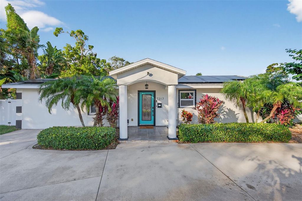 7217 6TH AVENUE N, St Petersburg, FL 33710