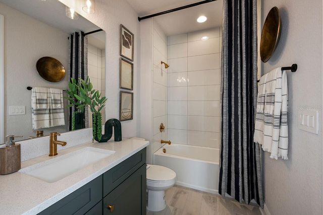 1705 LUGANO CIRCLE, North Venice, FL 34275