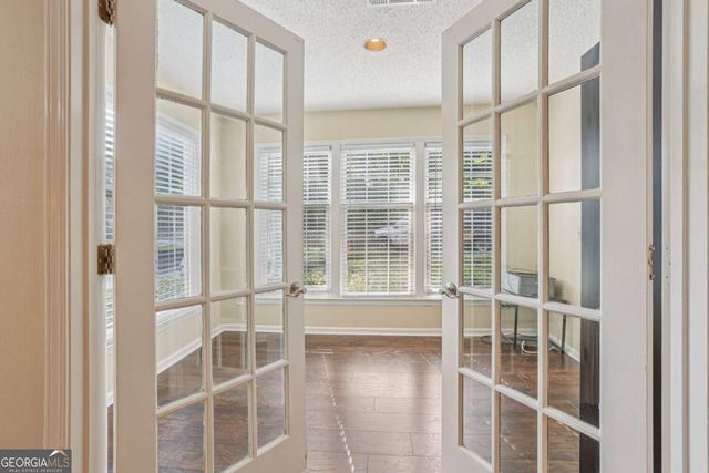 208 Bainbridge Drive, Sandy Springs, GA 30327