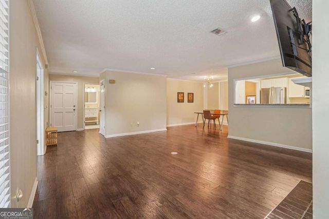 208 Bainbridge Drive, Sandy Springs, GA 30327