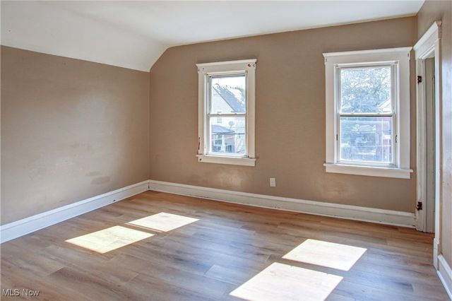 2128 W 105th Street, Cleveland, OH 44102