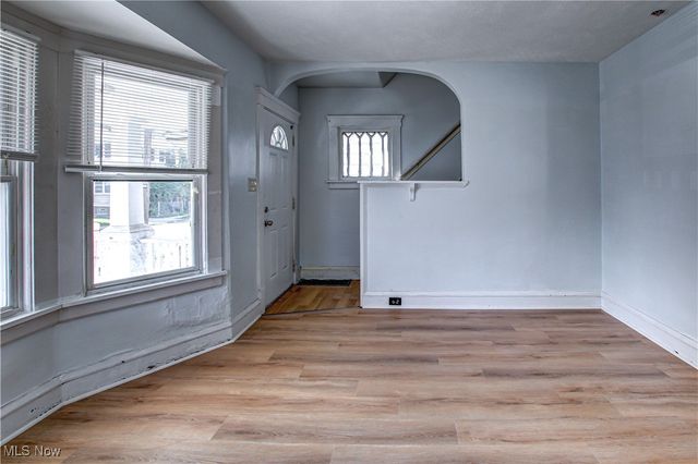 2128 W 105th Street, Cleveland, OH 44102