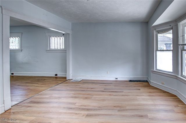 2128 W 105th Street, Cleveland, OH 44102