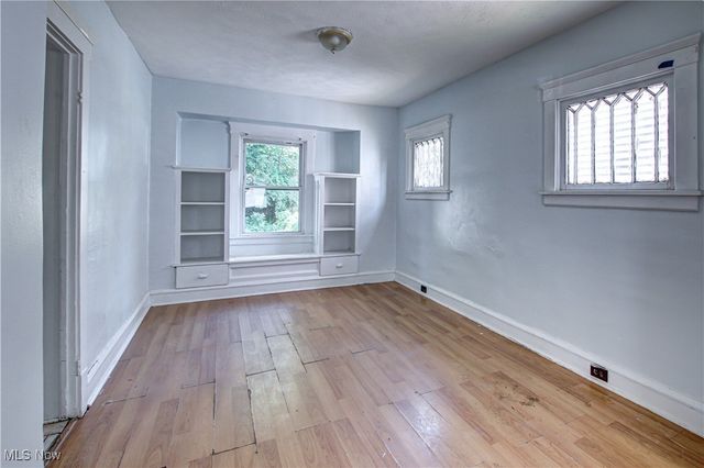 2128 W 105th Street, Cleveland, OH 44102