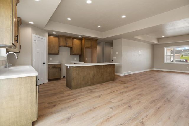 1436 DIVINITY DRIVE, De Pere, WI 54115