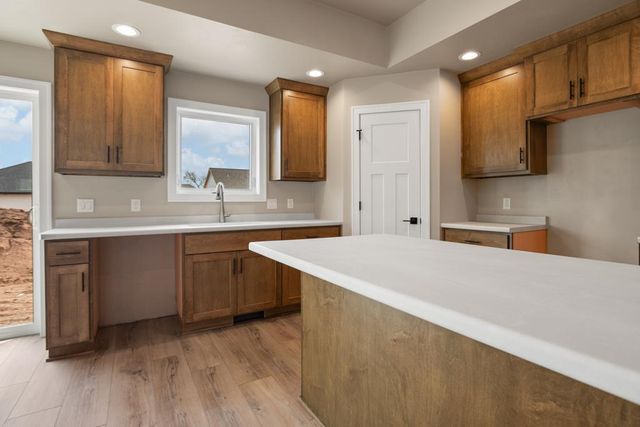 1436 DIVINITY DRIVE, De Pere, WI 54115